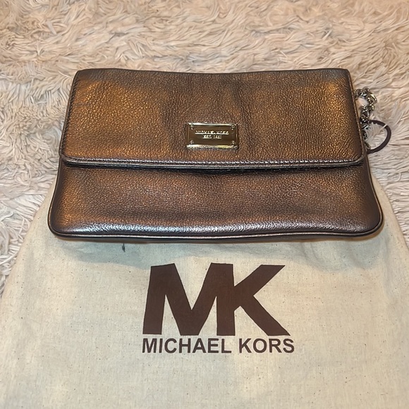 MICHAEL KORS CLUTCH BAG - Picture 11 of 11